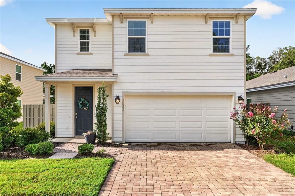 For Rent: $2,800 (5 beds, 3 baths, 2414 Square Feet)