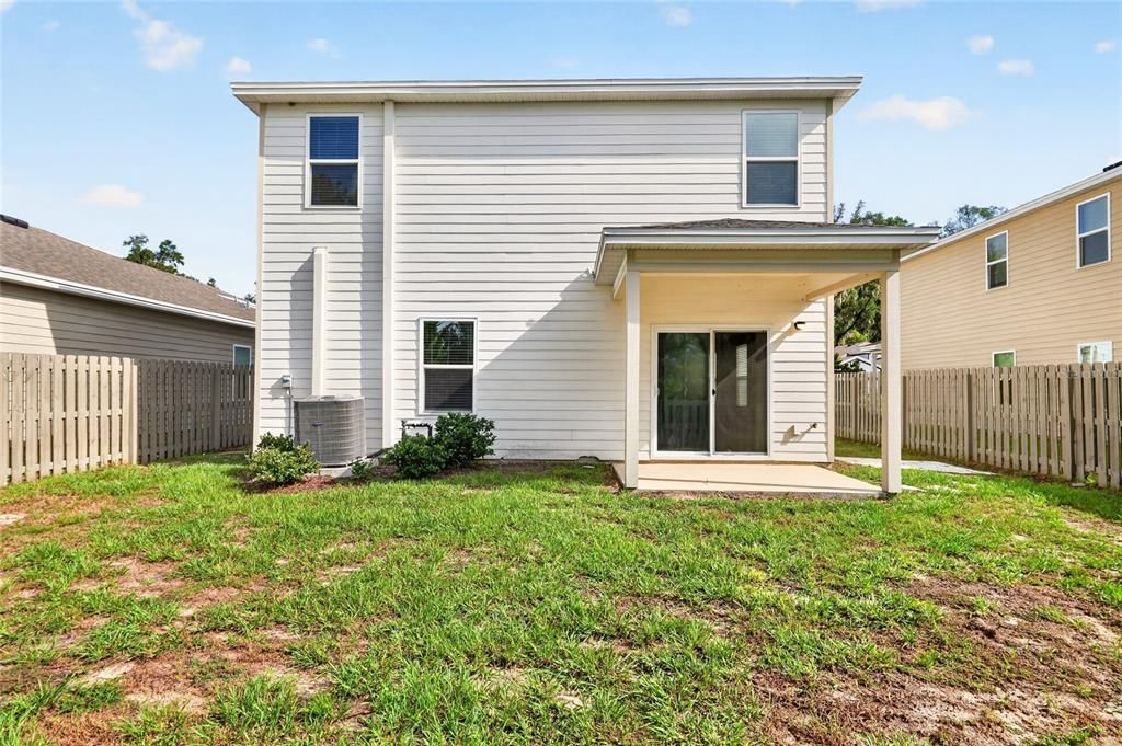 For Rent: $2,800 (5 beds, 3 baths, 2414 Square Feet)