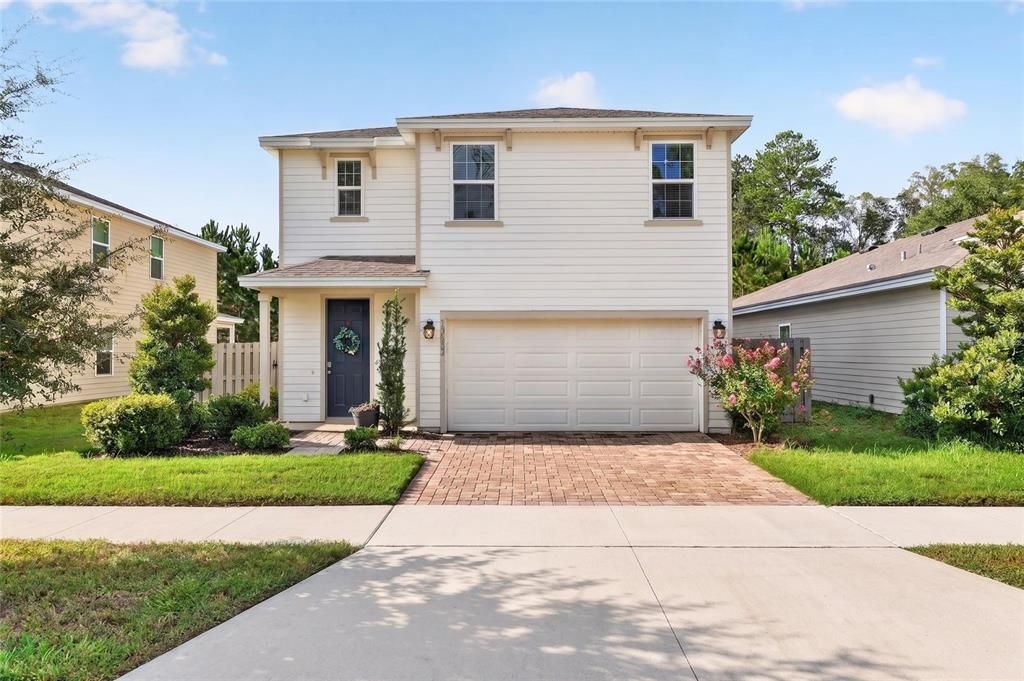 For Rent: $2,800 (5 beds, 3 baths, 2414 Square Feet)
