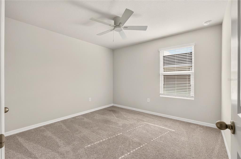 For Rent: $2,800 (5 beds, 3 baths, 2414 Square Feet)