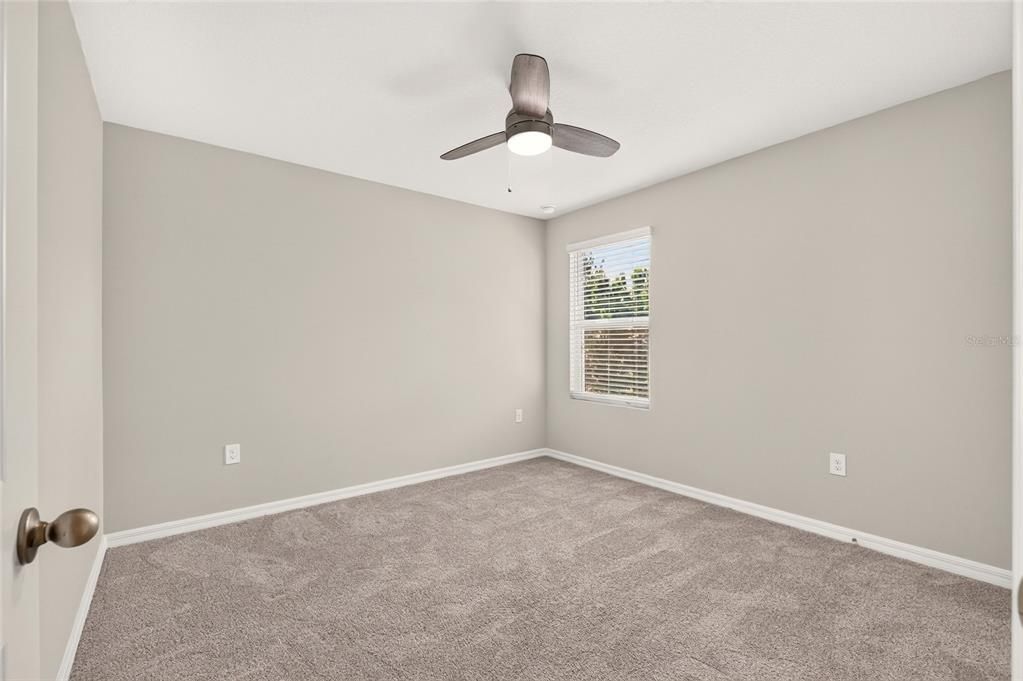 For Rent: $2,800 (5 beds, 3 baths, 2414 Square Feet)