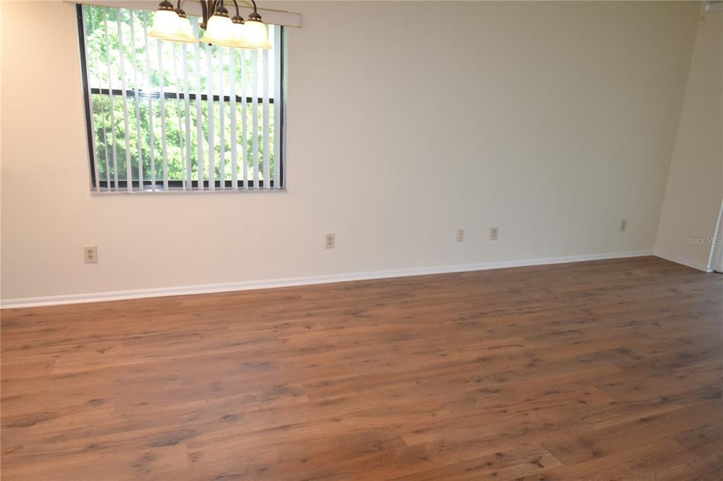 For Rent: $2,000 (2 beds, 2 baths, 924 Square Feet)