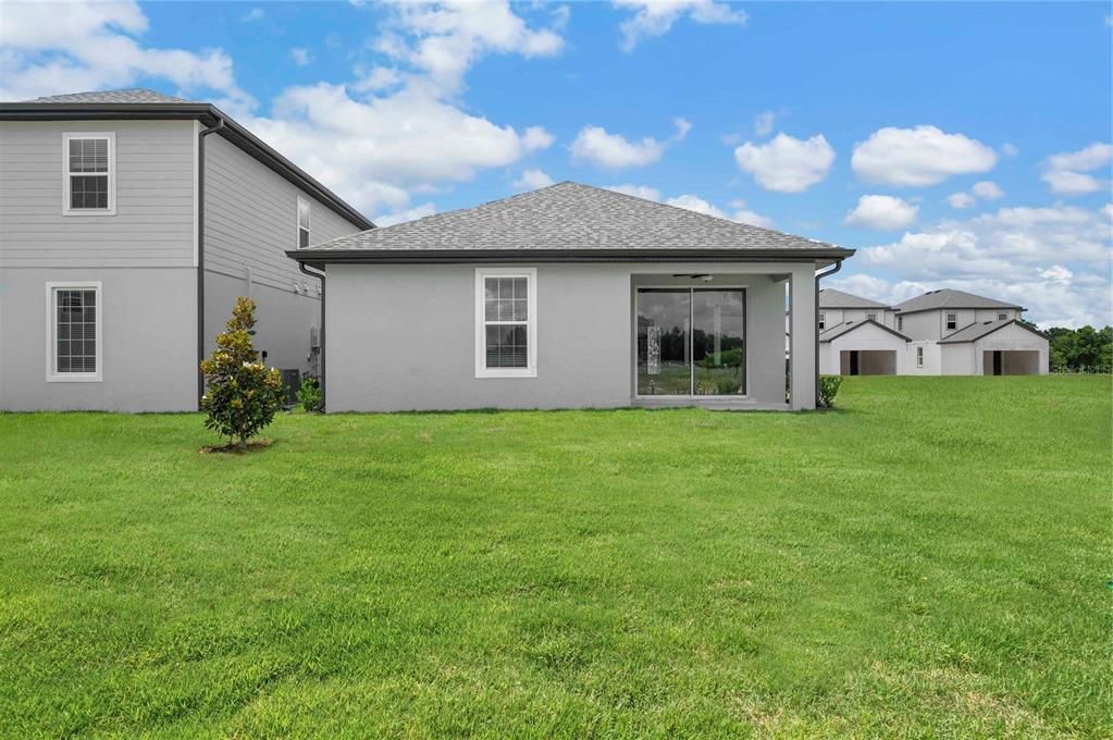 Active With Contract: $406,900 (3 beds, 2 baths, 1500 Square Feet)