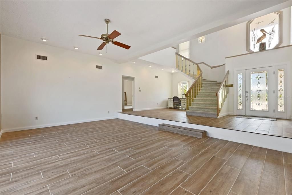 For Sale: $3,390,000 (4 beds, 3 baths, 4519 Square Feet)