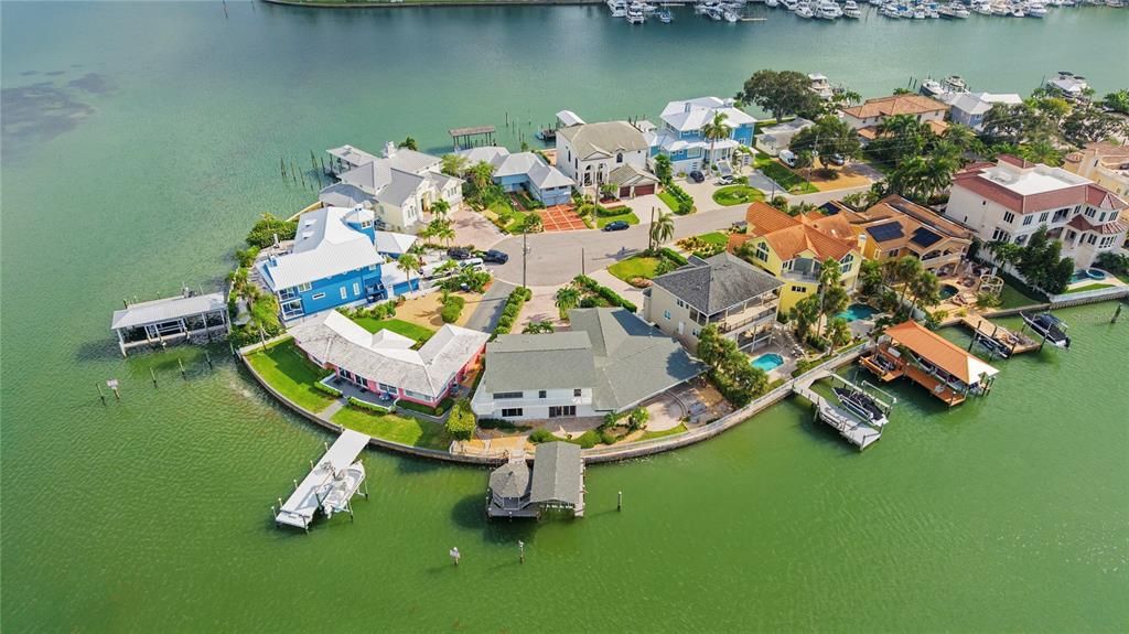 En Venta: $3,390,000 (4 camas, 3 baños, 4519 Pies cuadrados)