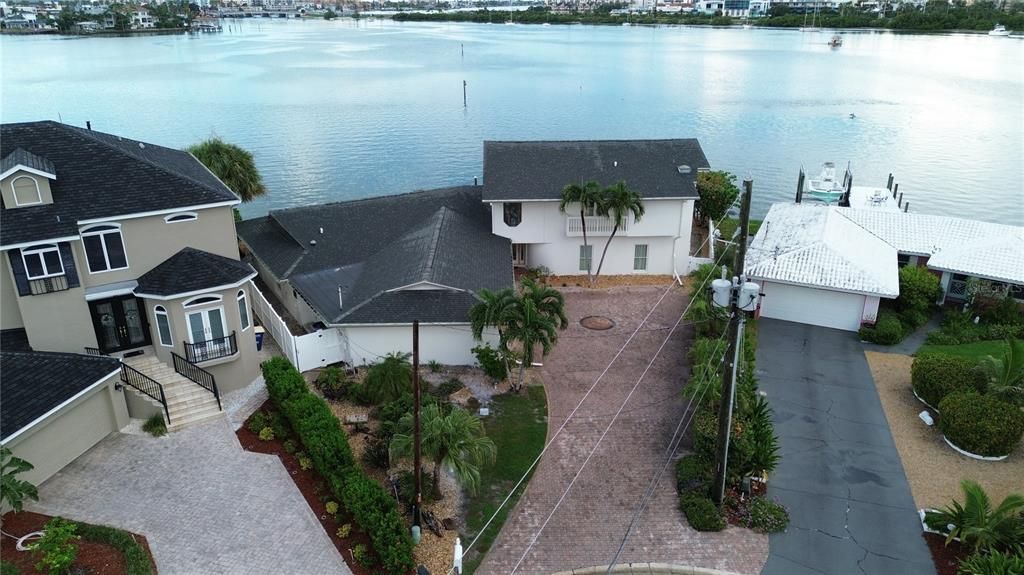 En Venta: $3,390,000 (4 camas, 3 baños, 4519 Pies cuadrados)
