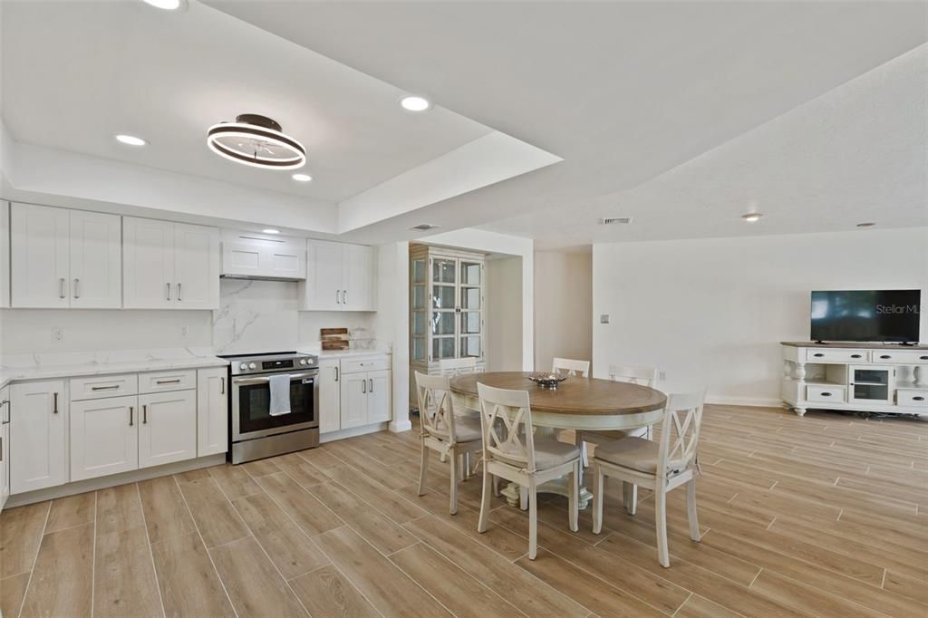 For Sale: $3,390,000 (4 beds, 3 baths, 4519 Square Feet)