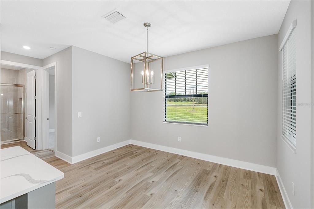 For Sale: $599,900 (4 beds, 3 baths, 2532 Square Feet)