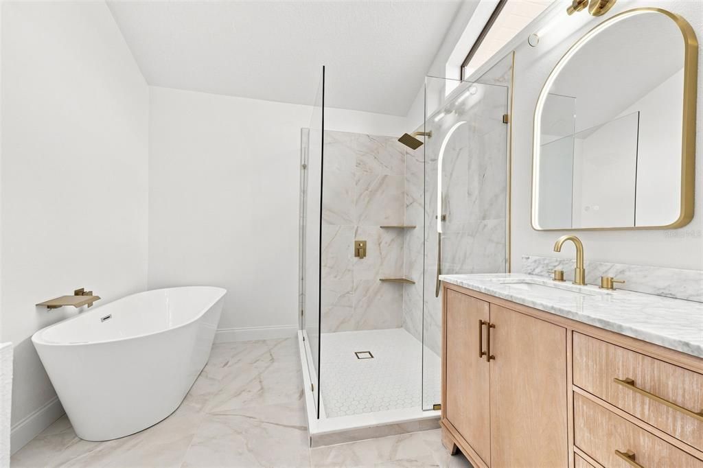 For Sale: $359,900 (3 beds, 2 baths, 1655 Square Feet)
