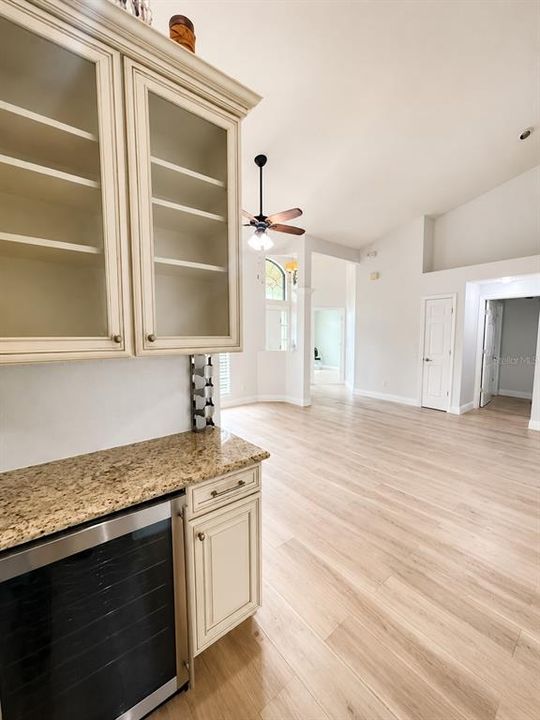 For Rent: $2,795 (4 beds, 2 baths, 2299 Square Feet)
