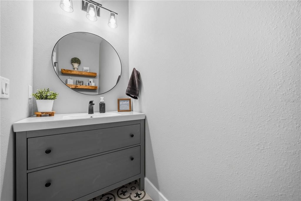 For Sale: $550,000 (4 beds, 3 baths, 2428 Square Feet)