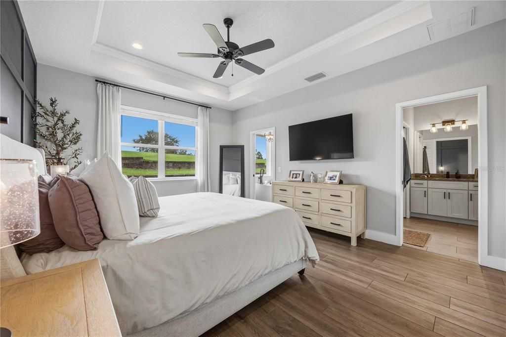 For Sale: $550,000 (4 beds, 3 baths, 2428 Square Feet)