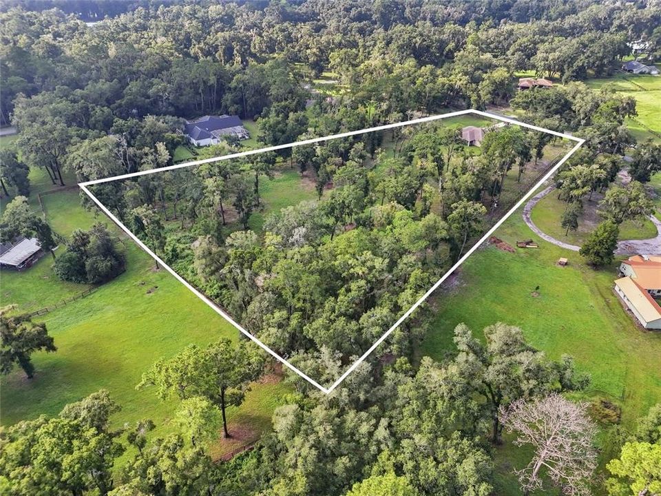 En Venta: $749,000 (3 camas, 2 baños, 2035 Pies cuadrados)