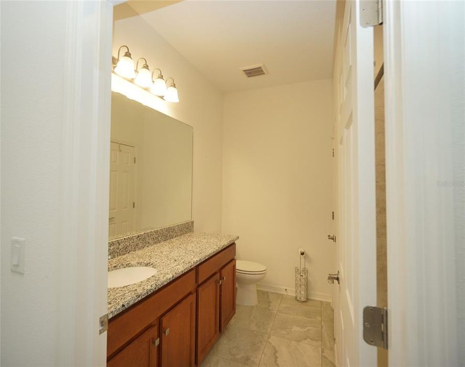En Renta: $2,450 (3 camas, 2 baños, 1826 Pies cuadrados)