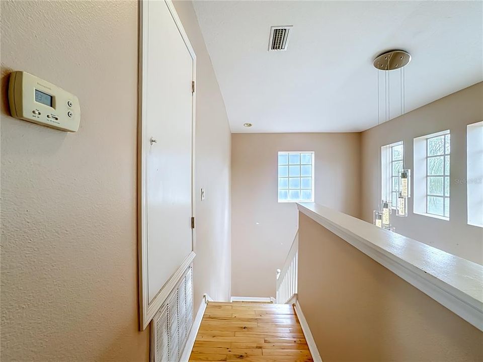 For Sale: $299,000 (3 beds, 2 baths, 1804 Square Feet)