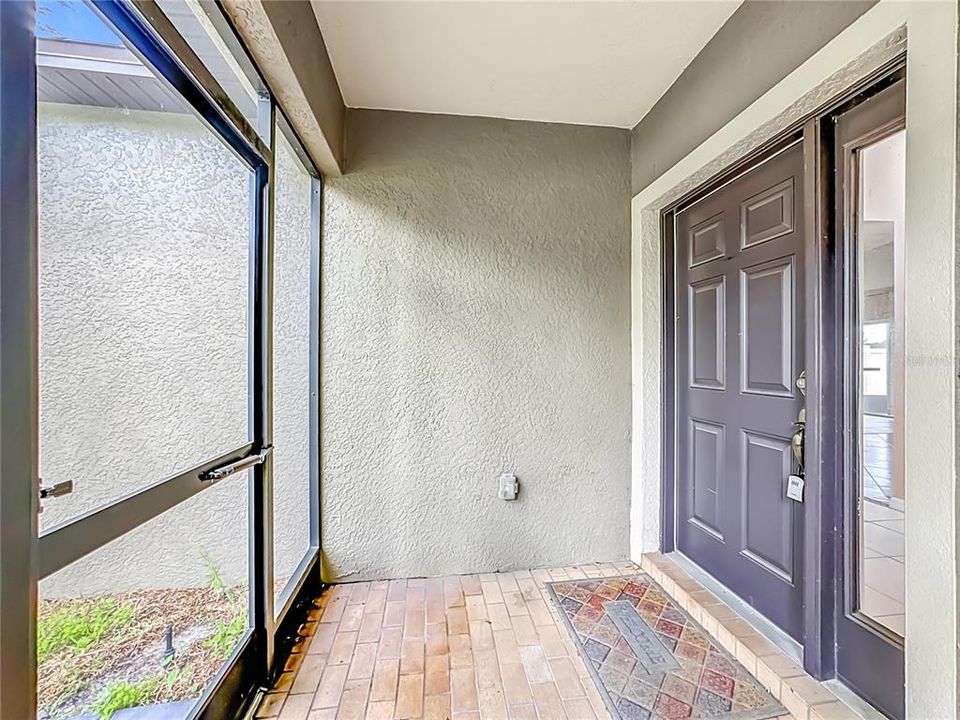 For Sale: $299,000 (3 beds, 2 baths, 1804 Square Feet)