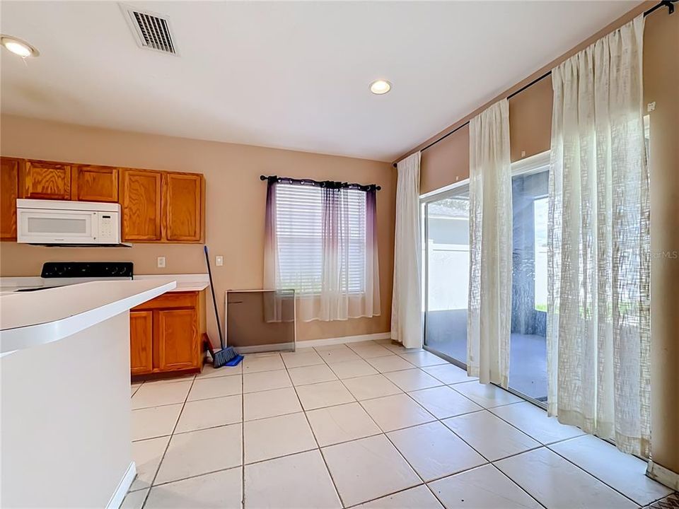 For Sale: $299,000 (3 beds, 2 baths, 1804 Square Feet)