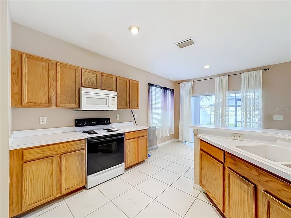 For Sale: $299,000 (3 beds, 2 baths, 1804 Square Feet)