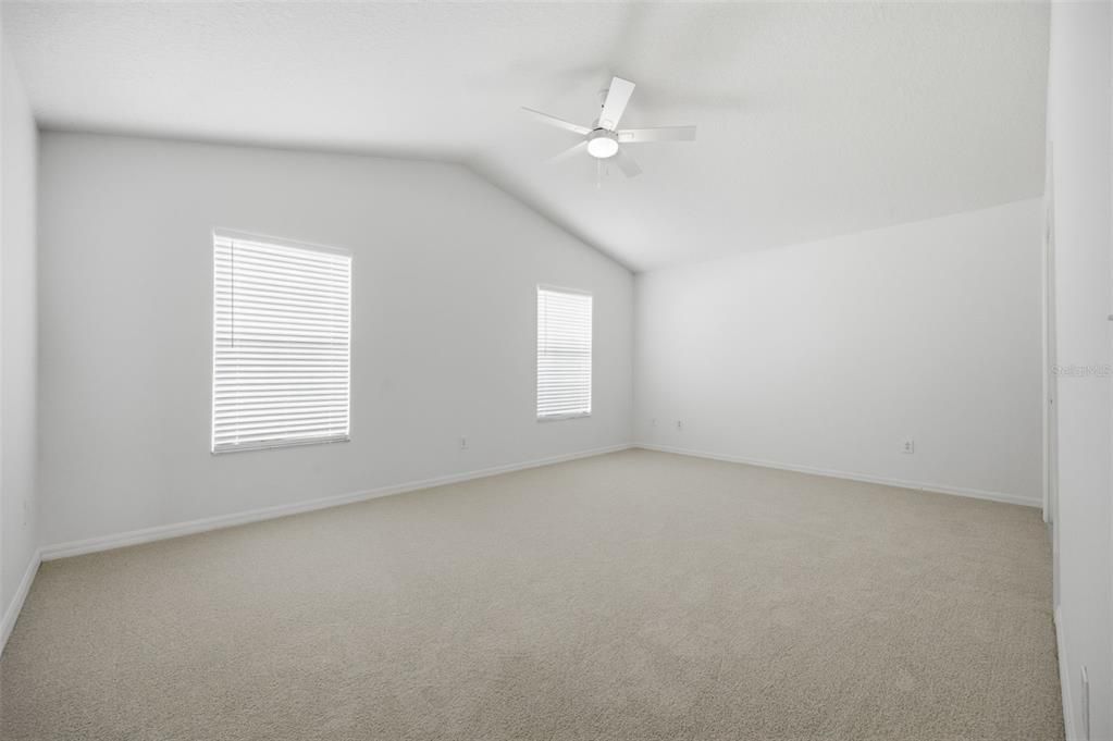 For Sale: $339,900 (2 beds, 2 baths, 1657 Square Feet)