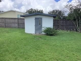 For Sale: $120,000 (2 beds, 1 baths, 880 Square Feet)