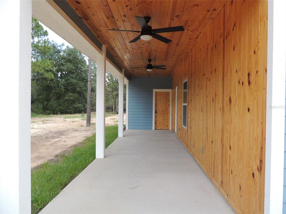 For Sale: $169,900 (1 beds, 1 baths, 540 Square Feet)