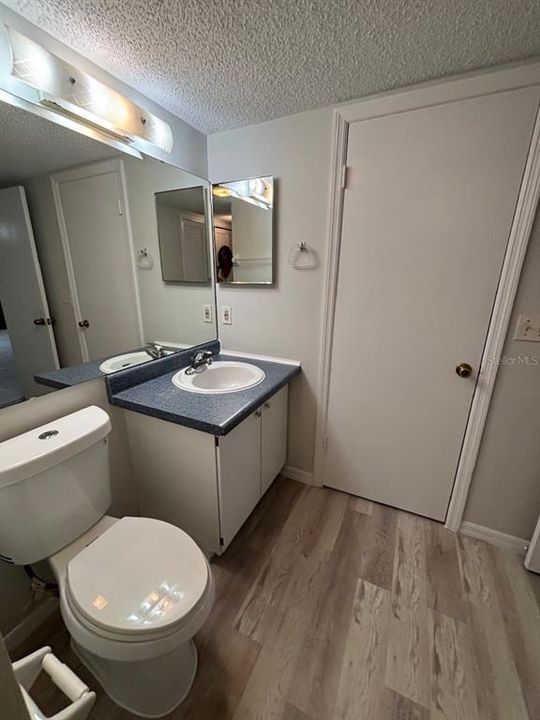 For Rent: $1,650 (2 beds, 2 baths, 952 Square Feet)