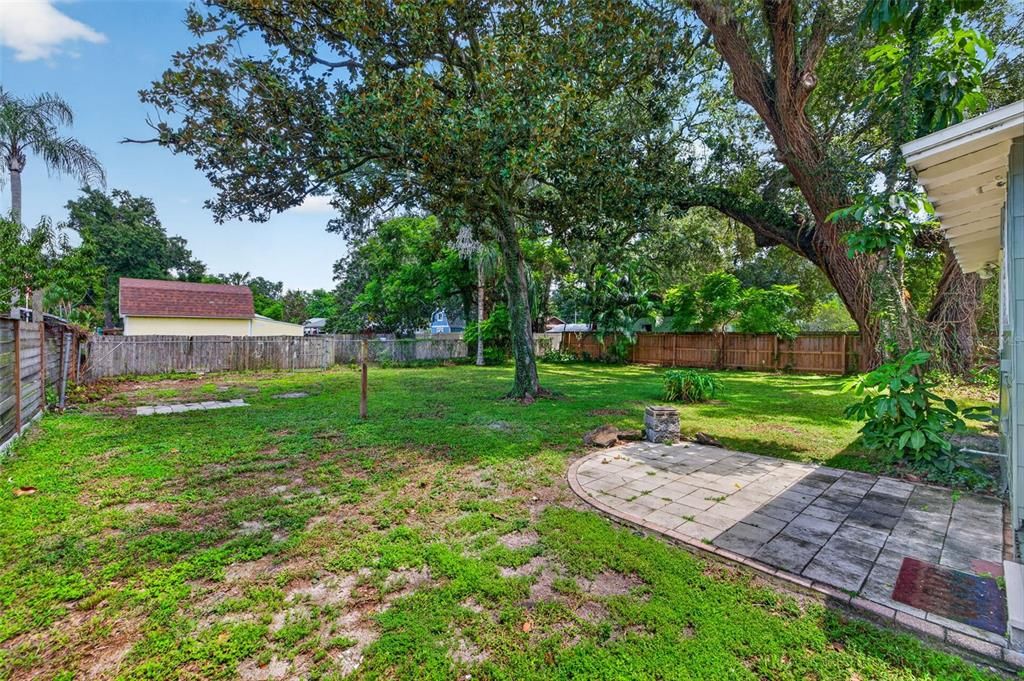 For Sale: $365,000 (3 beds, 1 baths, 1044 Square Feet)