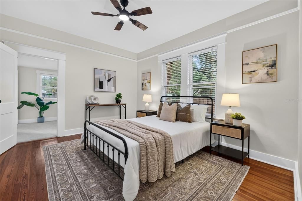 For Sale: $365,000 (3 beds, 1 baths, 1044 Square Feet)