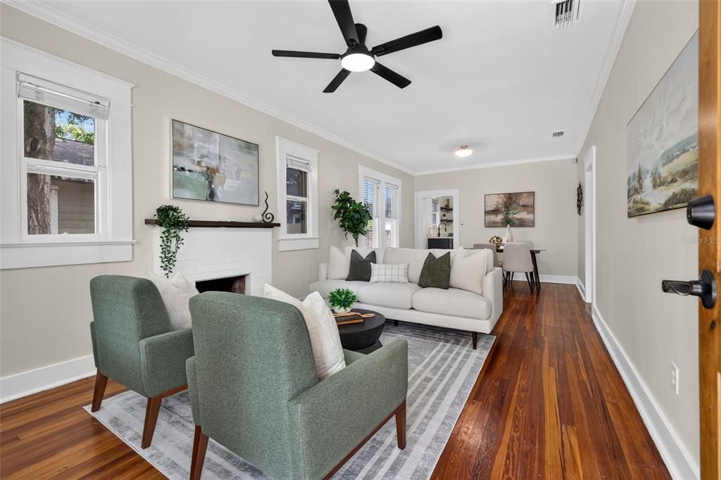 For Sale: $365,000 (3 beds, 1 baths, 1044 Square Feet)