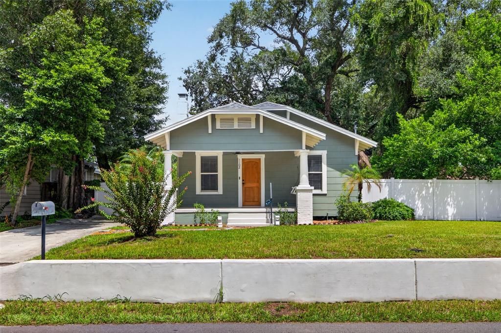 For Sale: $365,000 (3 beds, 1 baths, 1044 Square Feet)