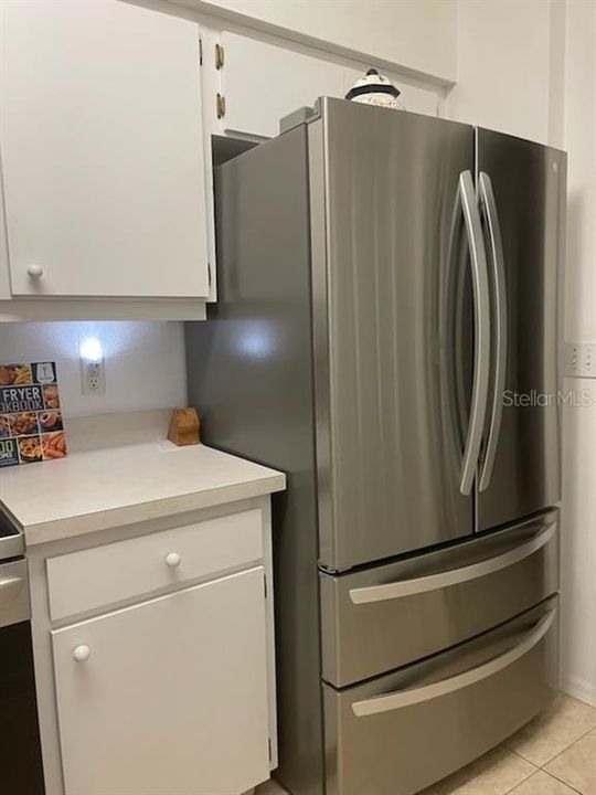 For Sale: $159,900 (2 beds, 2 baths, 1110 Square Feet)