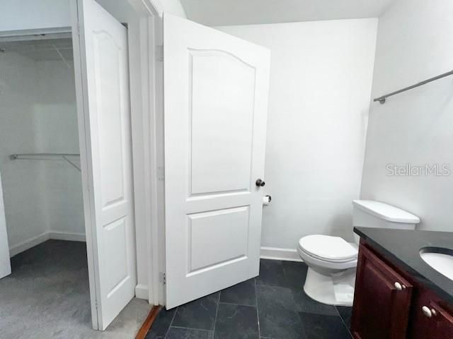 For Rent: $1,400 (1 beds, 1 baths, 830 Square Feet)
