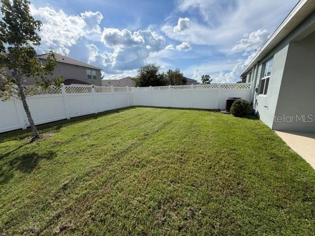 En Venta: $309,999 (3 camas, 2 baños, 1587 Pies cuadrados)