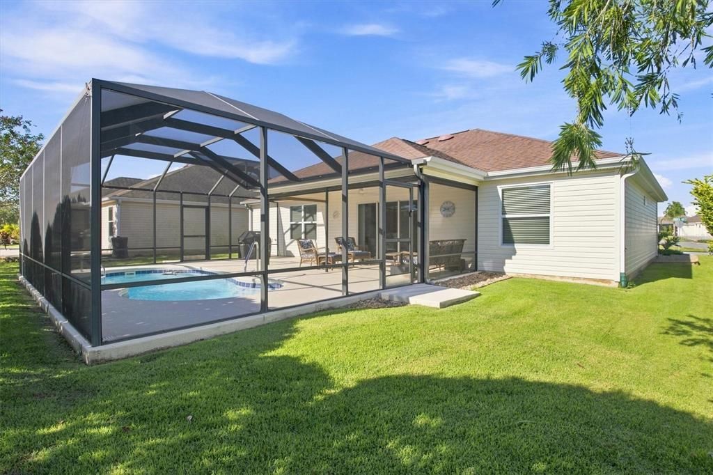Active With Contract: $524,900 (3 beds, 2 baths, 1574 Square Feet)