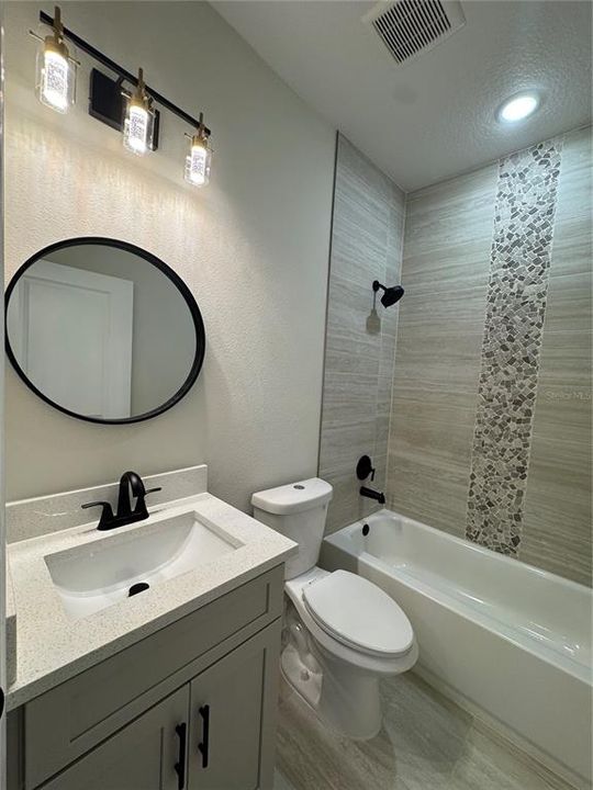 For Sale: $289,900 (3 beds, 2 baths, 1200 Square Feet)