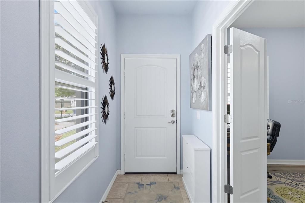 For Sale: $449,000 (3 beds, 2 baths, 1750 Square Feet)