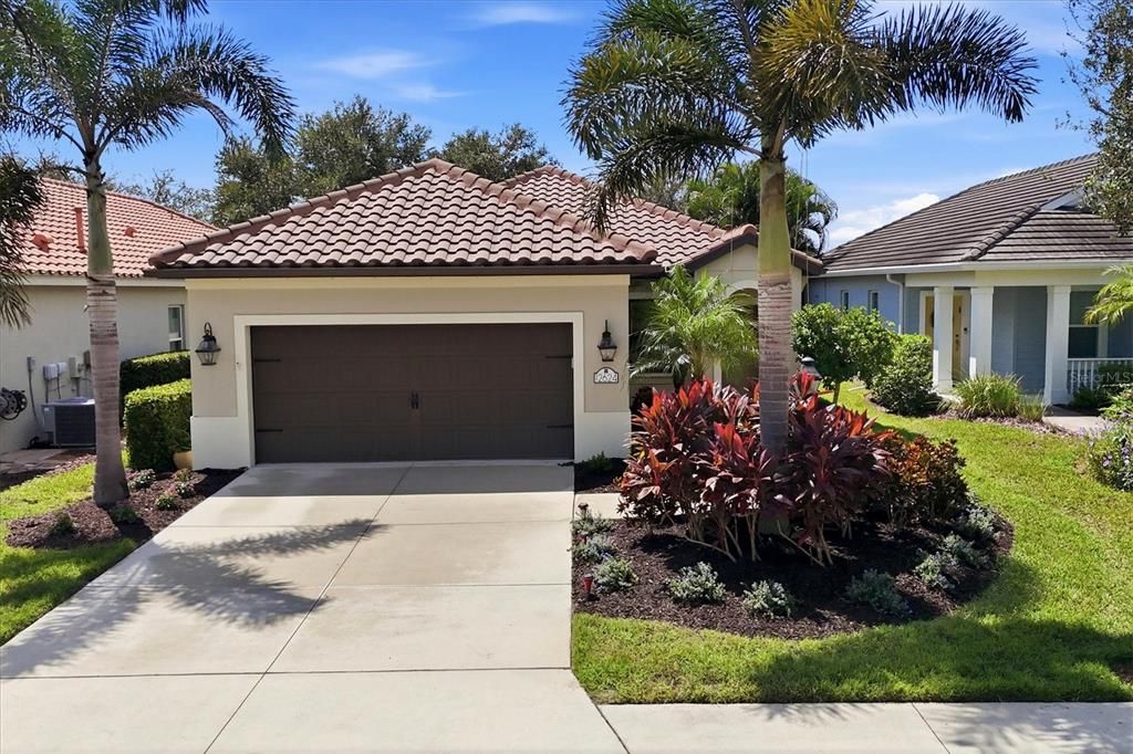 For Sale: $449,000 (3 beds, 2 baths, 1750 Square Feet)