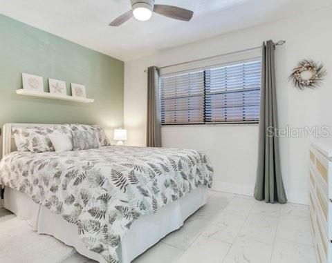 В аренду: $1,800 (2 спален, 2 ванн, 912 Квадратных фут)