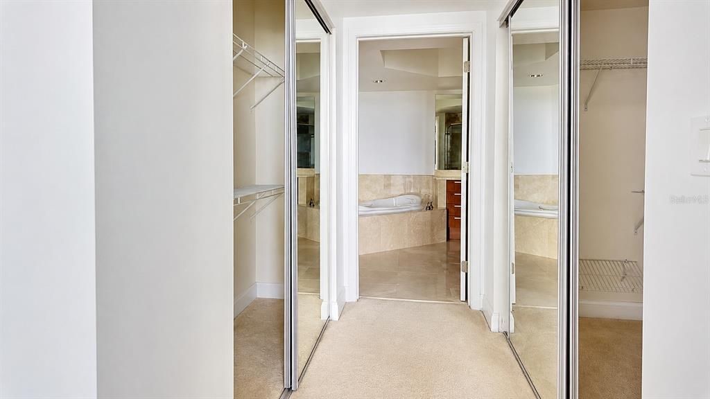 En Venta: $310,900 (2 camas, 2 baños, 1660 Pies cuadrados)