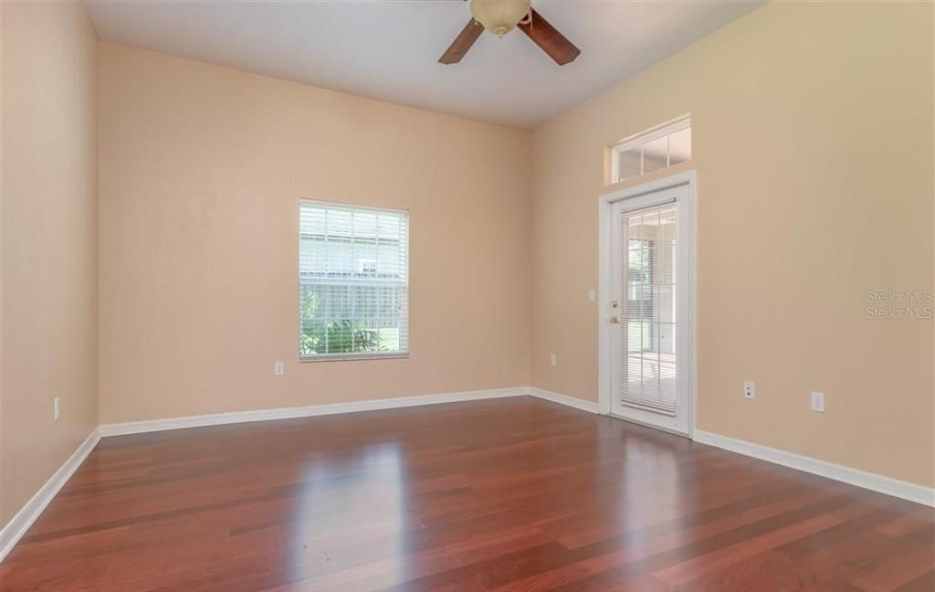 For Rent: $3,200 (3 beds, 2 baths, 2248 Square Feet)