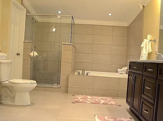 En Venta: $459,000 (4 camas, 2 baños, 2240 Pies cuadrados)