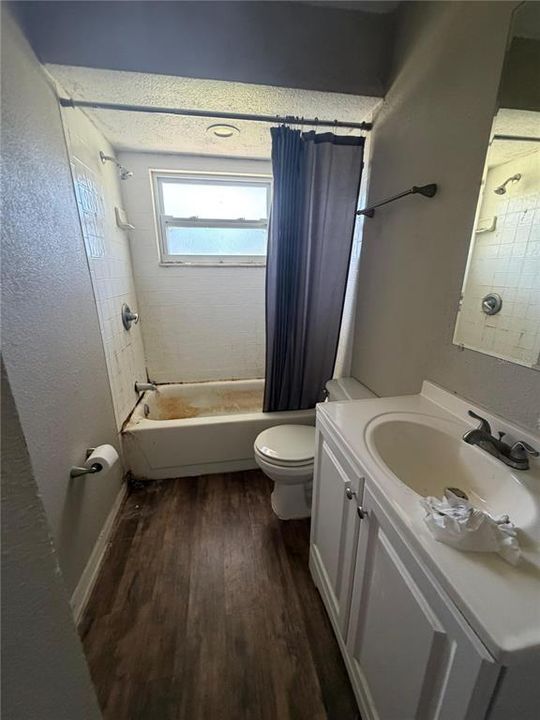 На продажу: $179,999 (3 спален, 2 ванн, 966 Квадратных фут)