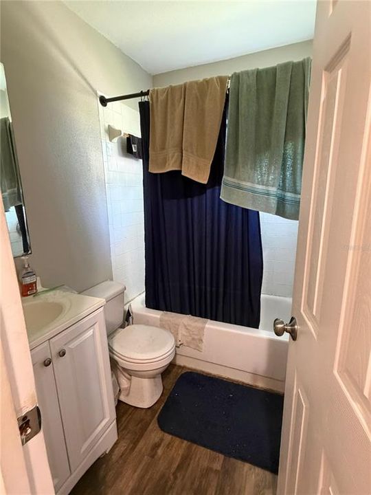 На продажу: $179,999 (3 спален, 2 ванн, 966 Квадратных фут)