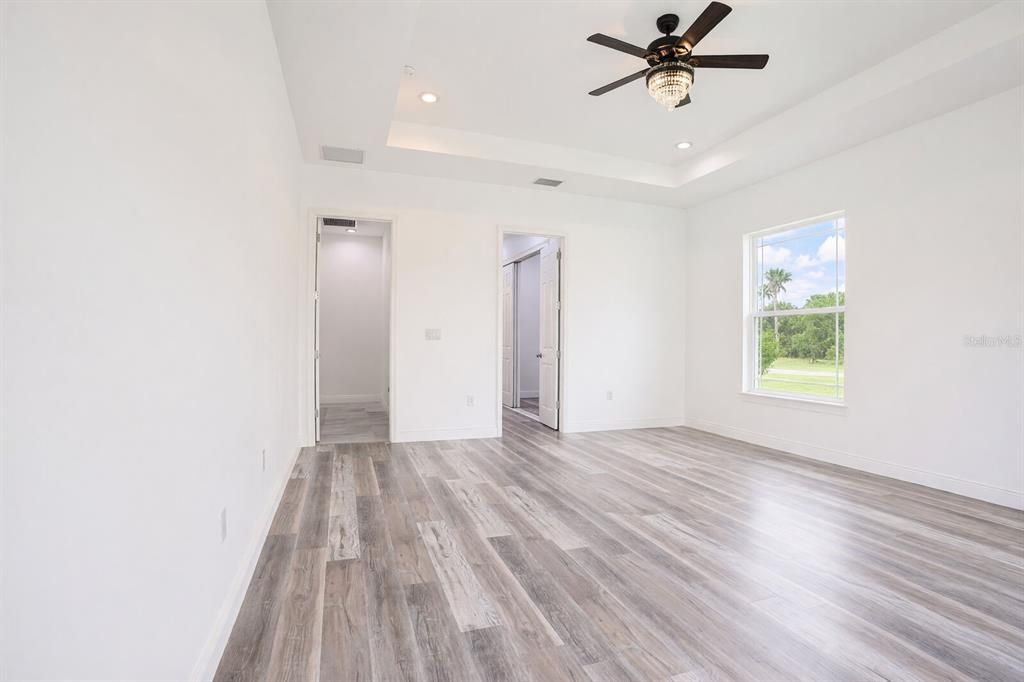 For Sale: $520,000 (4 beds, 3 baths, 2706 Square Feet)