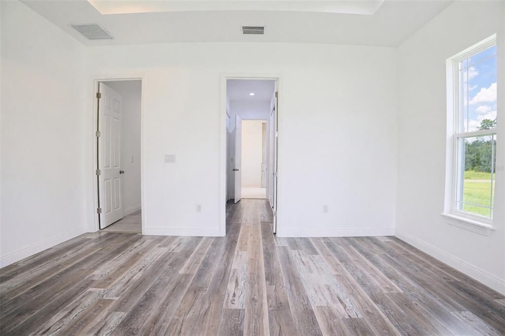 For Sale: $520,000 (4 beds, 3 baths, 2706 Square Feet)