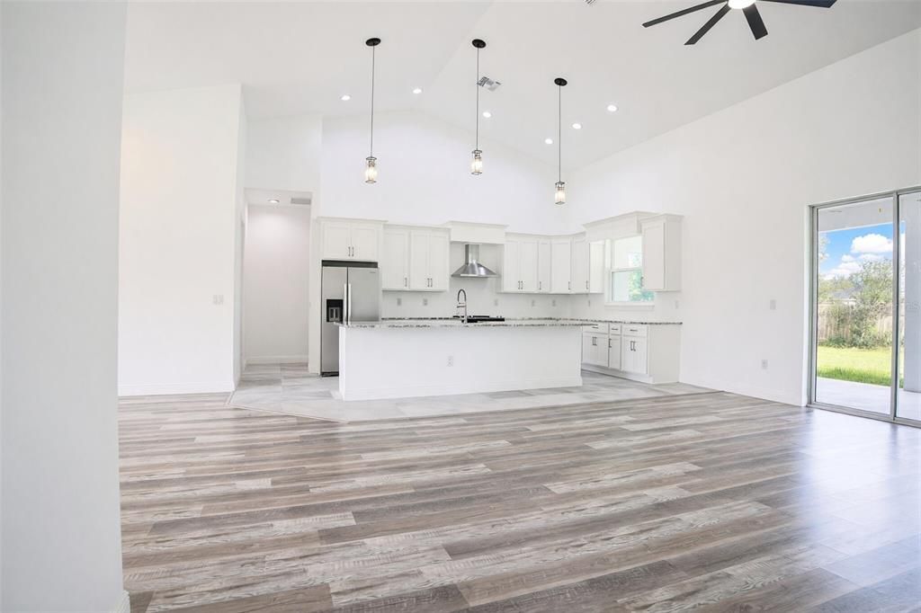 For Sale: $520,000 (4 beds, 3 baths, 2706 Square Feet)