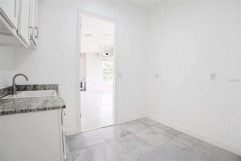For Sale: $520,000 (4 beds, 3 baths, 2706 Square Feet)