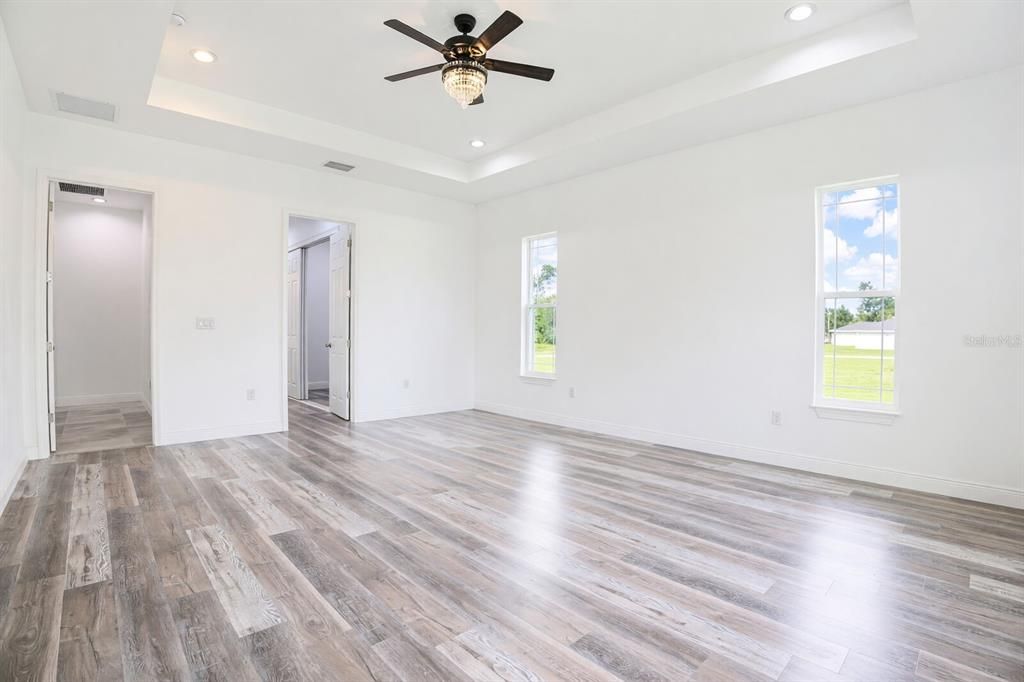 For Sale: $520,000 (4 beds, 3 baths, 2706 Square Feet)