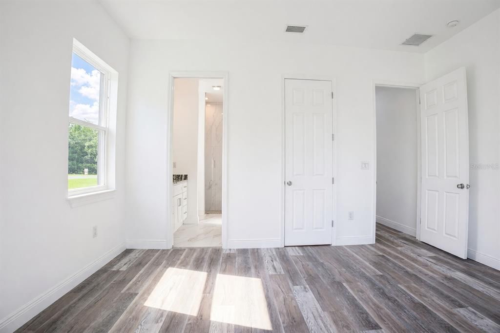 For Sale: $520,000 (4 beds, 3 baths, 2706 Square Feet)