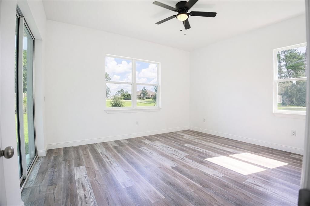 For Sale: $520,000 (4 beds, 3 baths, 2706 Square Feet)